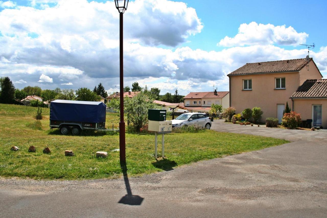 Bonabri Vacances - Chambres D'Hotes Chazelles  Екстериор снимка