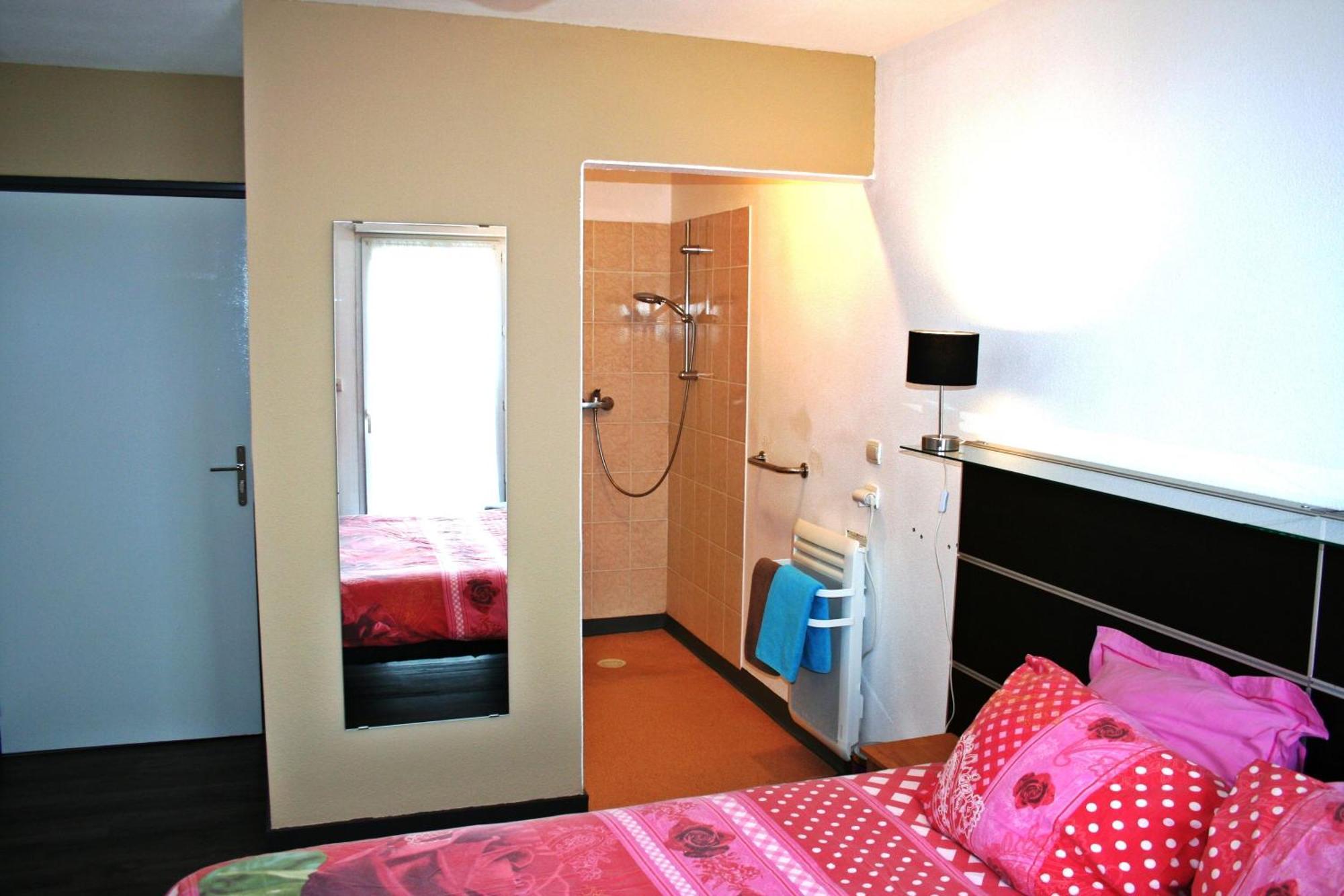Bonabri Vacances - Chambres D'Hotes Chazelles  Стая снимка